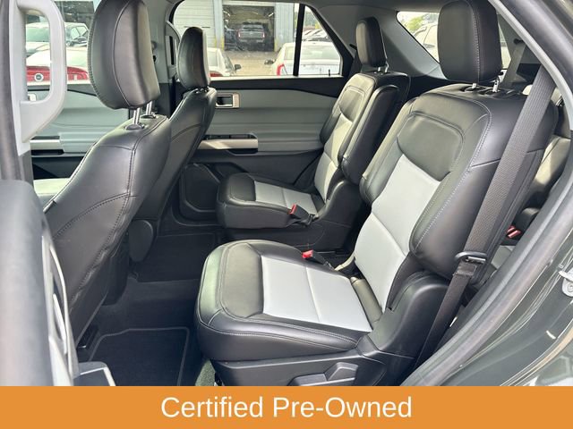 Certified 2022 Ford Explorer XLT w/ Equipment Group 202A image 18