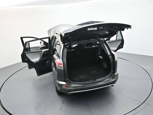 Used 2017 Toyota RAV4 XLE FWD image 49