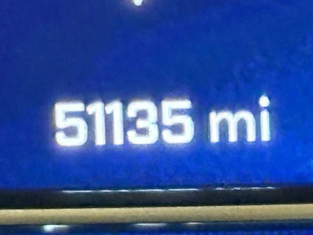 Used 2022 Chevrolet Suburban RST w/ Luxury Package image 24