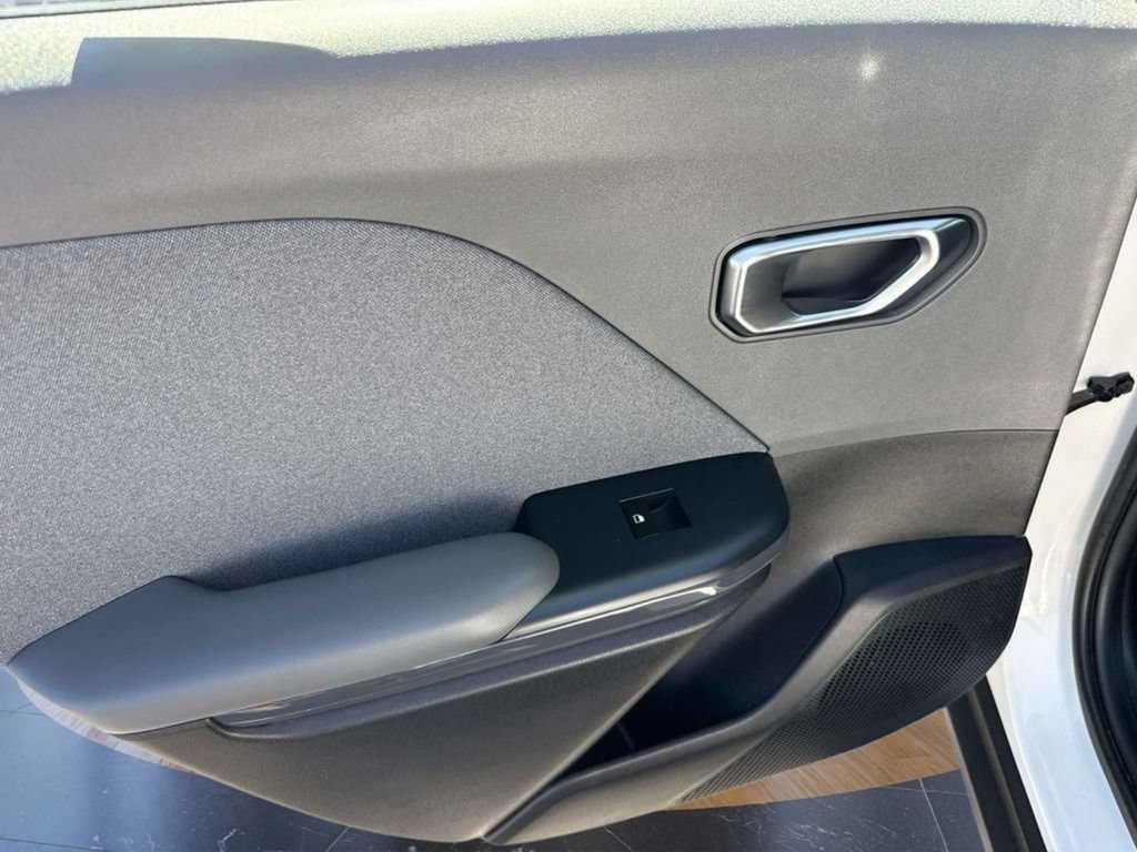 Used 2025 Kia K4 EX FWD image 8