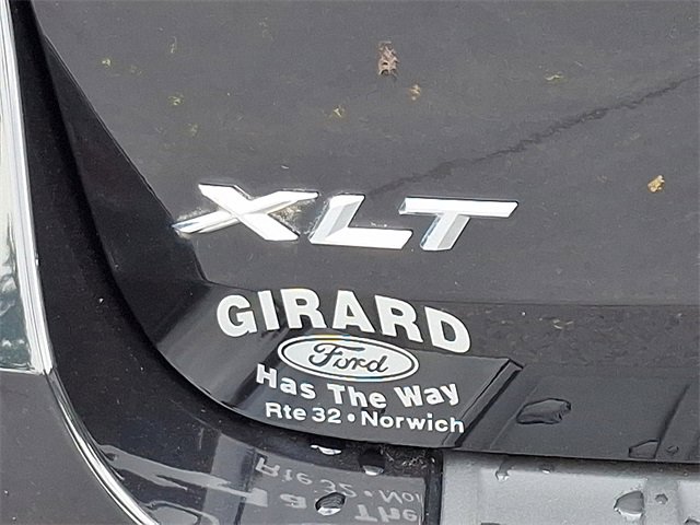 Certified 2022 Ford Explorer XLT w/ Equipment Group 202A image 30