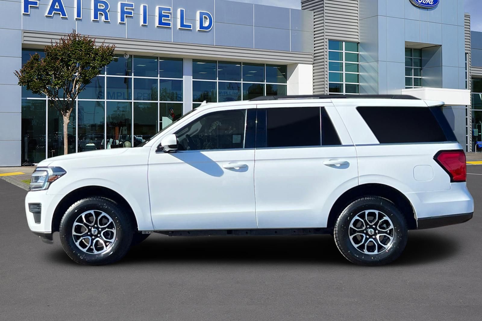 Certified 2022 Ford Expedition XLT image 13