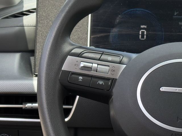 Used 2025 Hyundai Sonata SEL FWD image 12