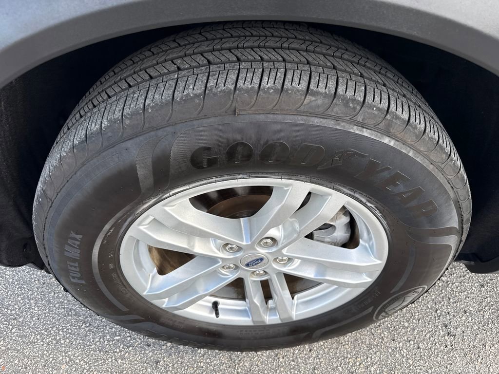 Certified 2023 Ford Explorer XLT w/ Equipment Group 202A image 11