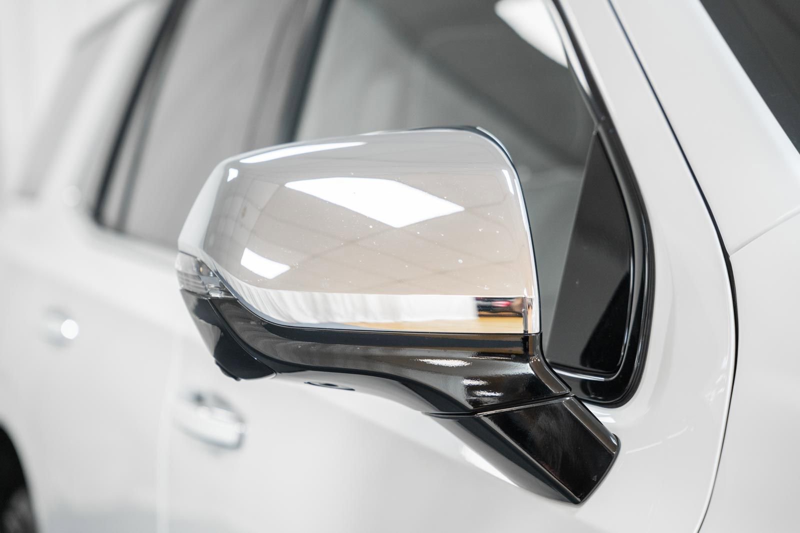 Used 2025 Chevrolet Tahoe Premier w/ Sun And Tow Package image 13