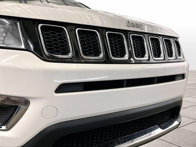 Used 2018 Jeep Compass Limited w/ Safe & Security Group AWD/4WD image 29