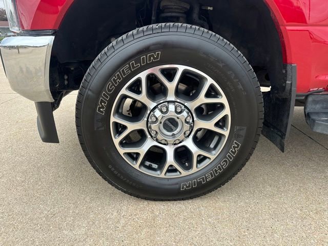 Certified 2021 Ford F250 Lariat w/ Lariat Value Package image 13