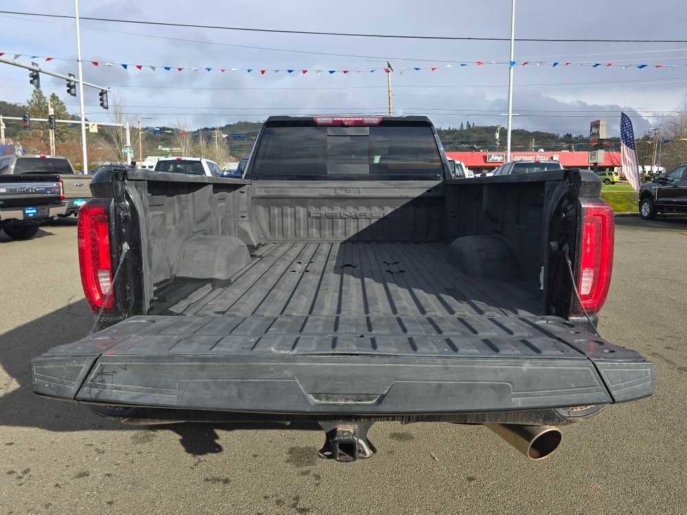 Used 2022 GMC Sierra 3500 Denali w/ Denali Ultimate Package image 19