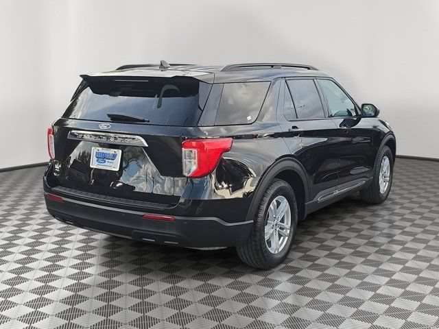 Certified 2023 Ford Explorer XLT RWD image 7