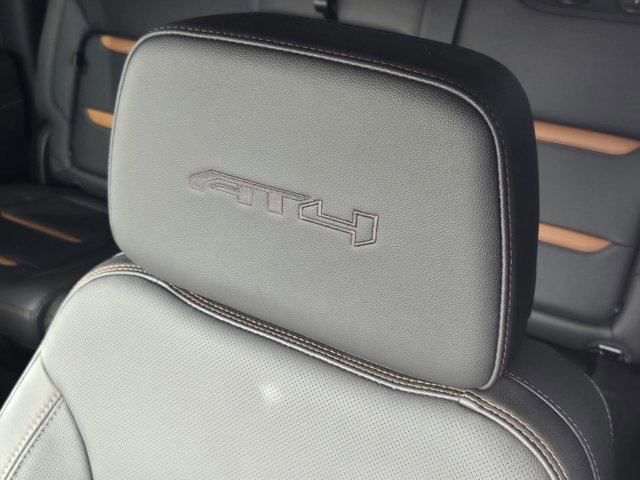 Used 2025 GMC Sierra 1500 AT4 w/ AT4 Premium Package image 23