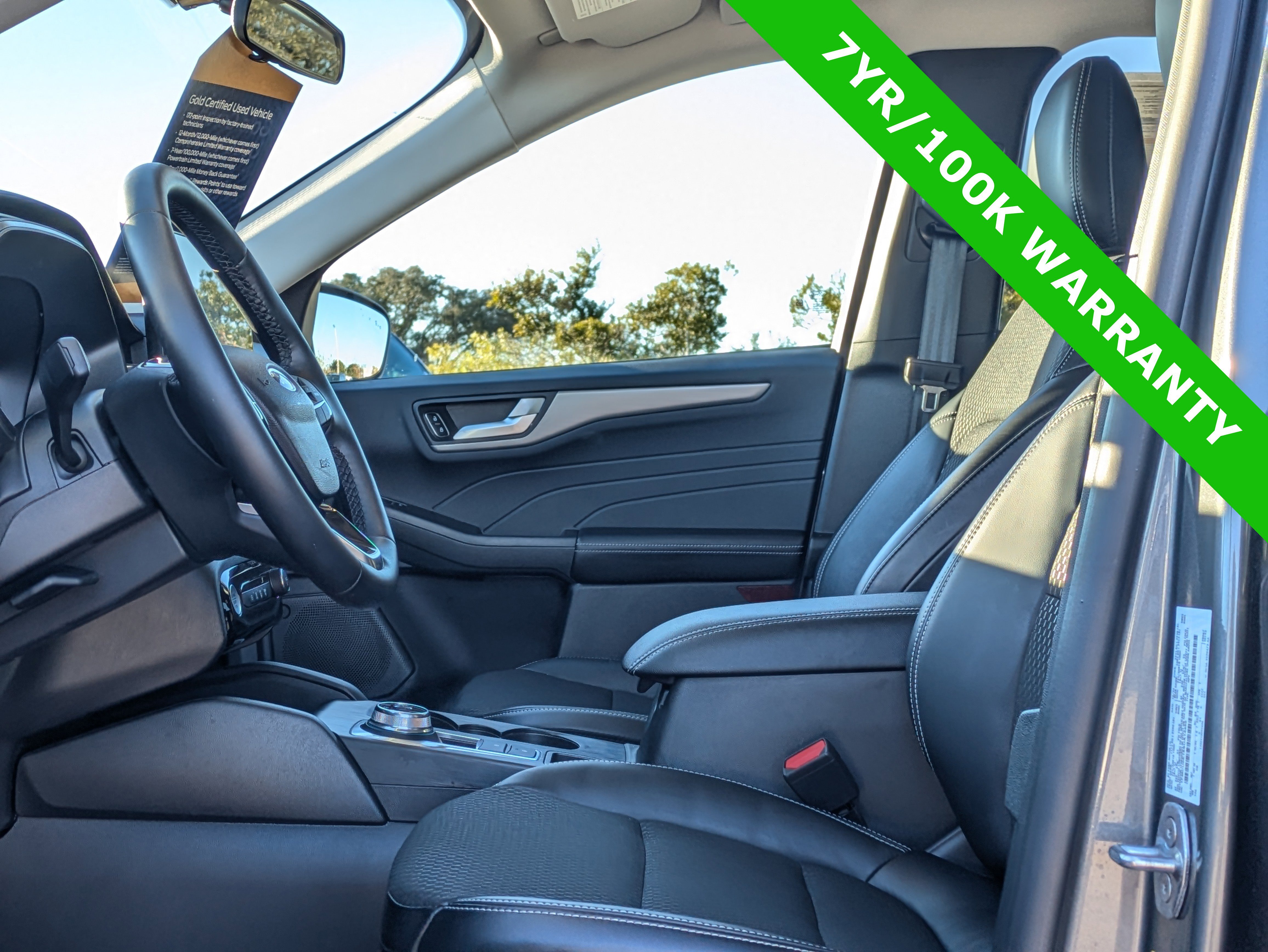 Certified 2025 Ford Escape SE FWD image 21