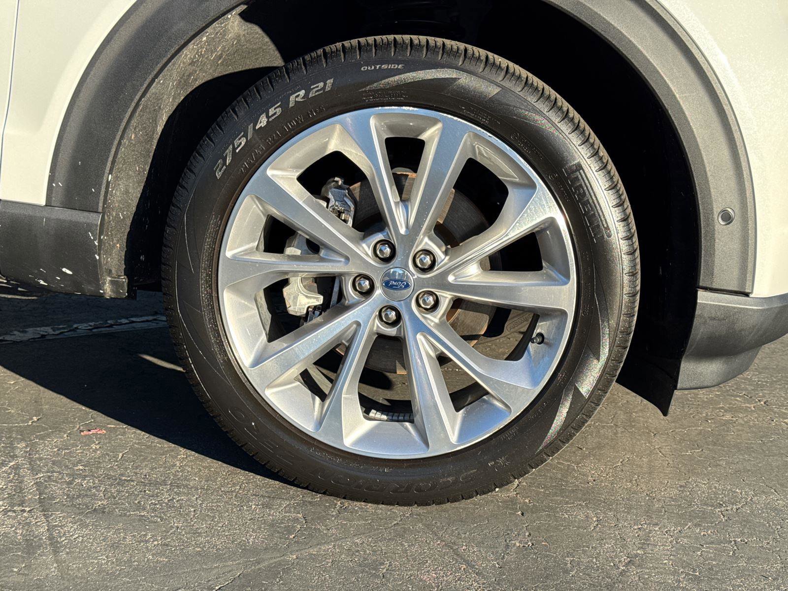 Certified 2022 Ford Explorer Platinum w/ Equipment Group 601A image 10