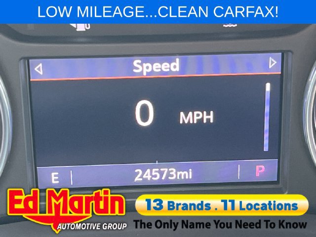 Used 2023 Buick Enclave Essence w/ LPO, Touring Package FWD image 11