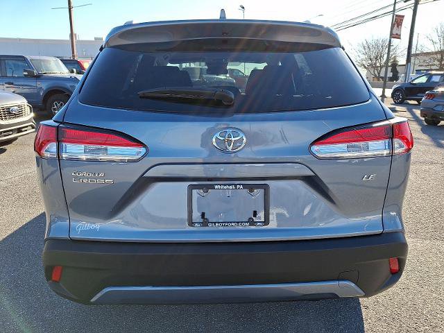 Used 2024 Toyota Corolla Cross LE image 3
