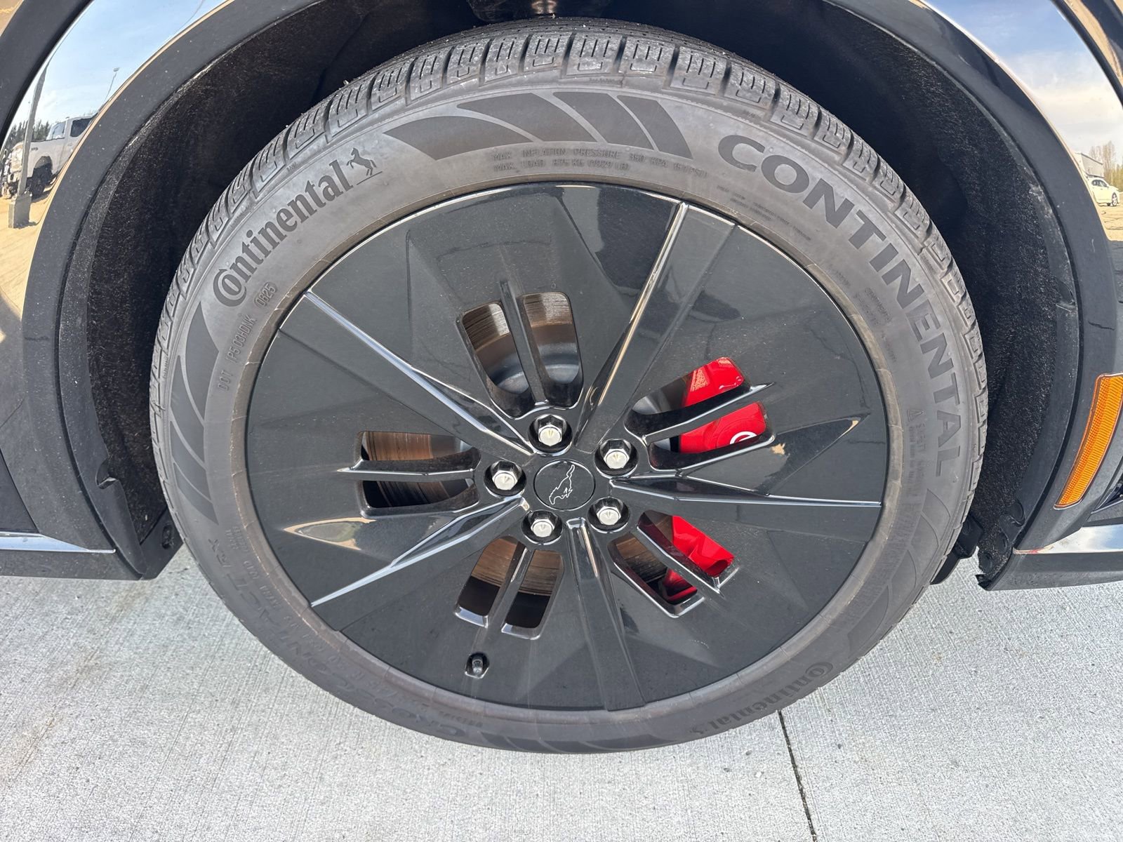 Certified 2025 Ford Mustang Mach-E GT image 19