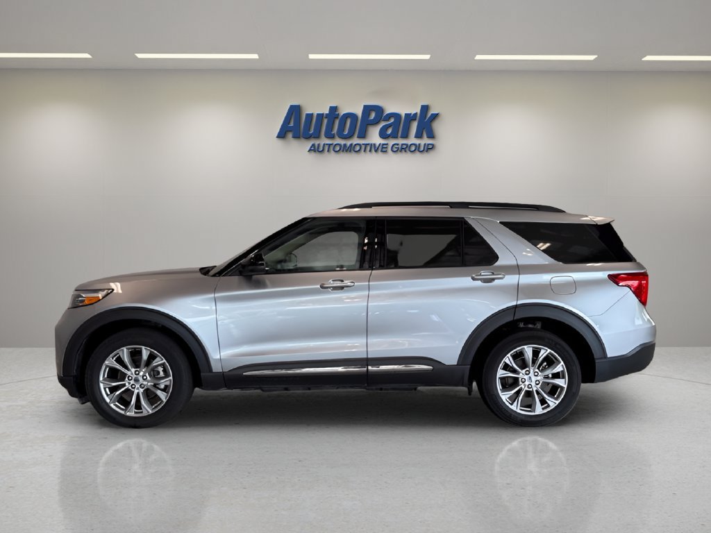 Certified 2024 Ford Explorer XLT w/ Equipment Group 202A AWD/4WD image 4