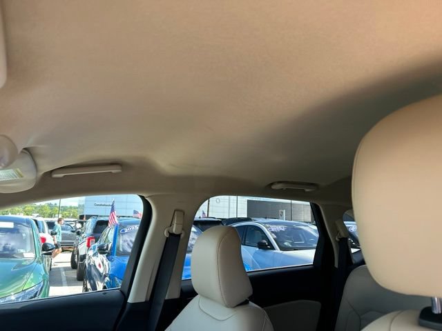 Certified 2022 Ford Edge SEL w/ Convenience Package AWD/4WD image 16