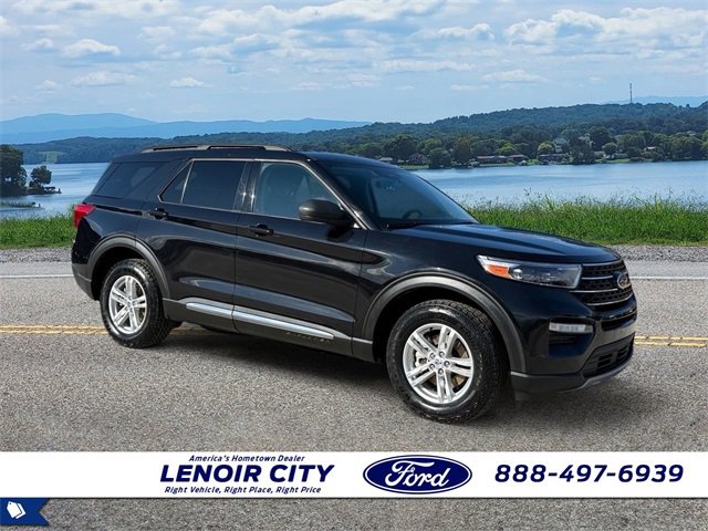 Certified 2022 Ford Explorer XLT w/ Equipment Group 202A image 1