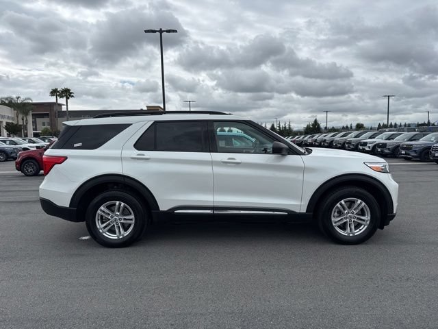 Certified 2023 Ford Explorer XLT w/ Equipment Group 202A AWD/4WD image 5