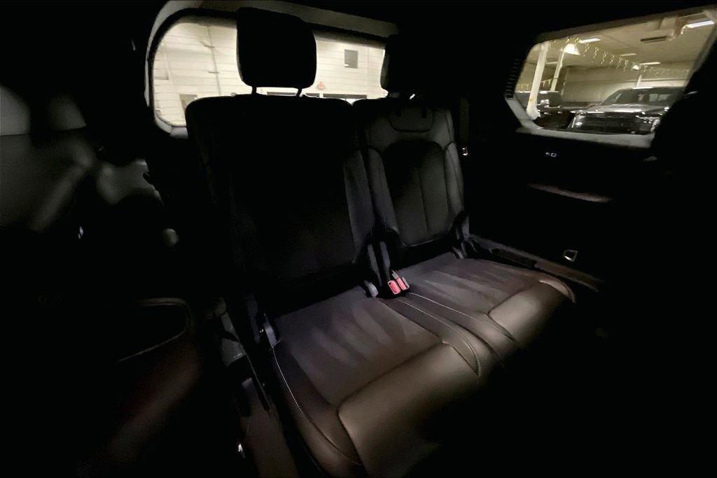 Used 2024 Jeep Grand Cherokee L Laredo image 26