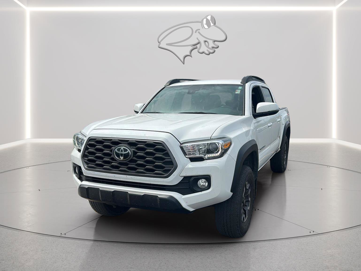 Used 2021 Toyota Tacoma TRD Off-Road AWD/4WD image 16