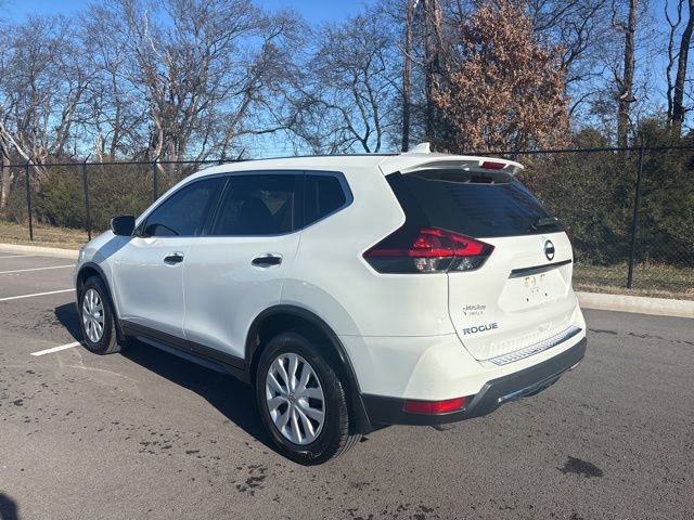 Used 2018 Nissan Rogue S image 3