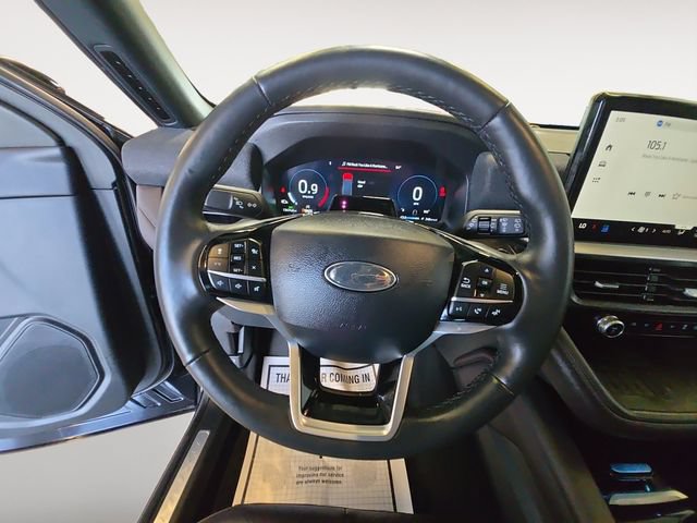 Certified 2025 Ford Explorer Platinum w/ LUX Leather Package AWD/4WD image 13
