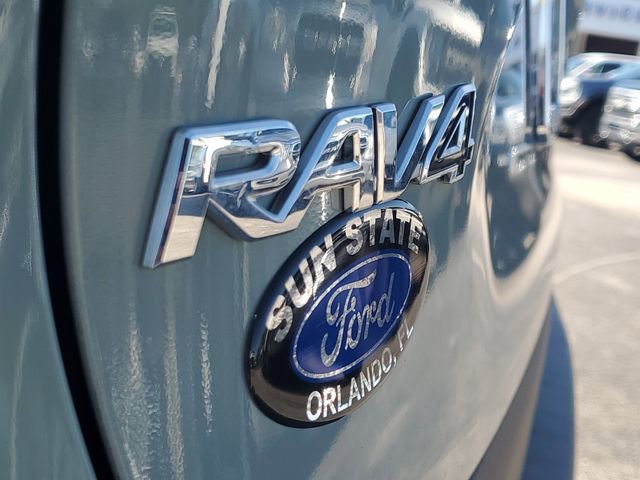 Used 2019 Toyota RAV4 XLE image 6