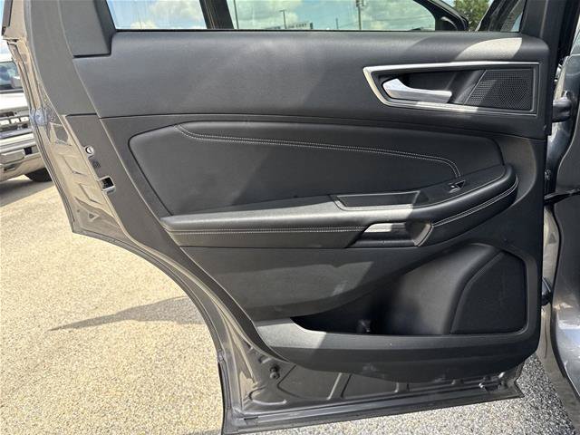 Certified 2024 Ford Edge Titanium AWD/4WD image 27
