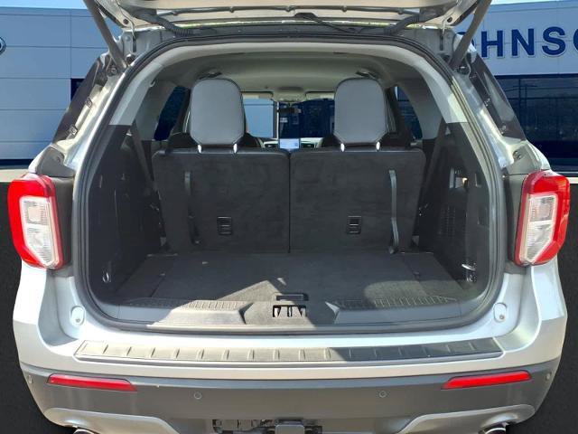 Certified 2023 Ford Explorer XLT w/ Equipment Group 202A AWD/4WD image 21