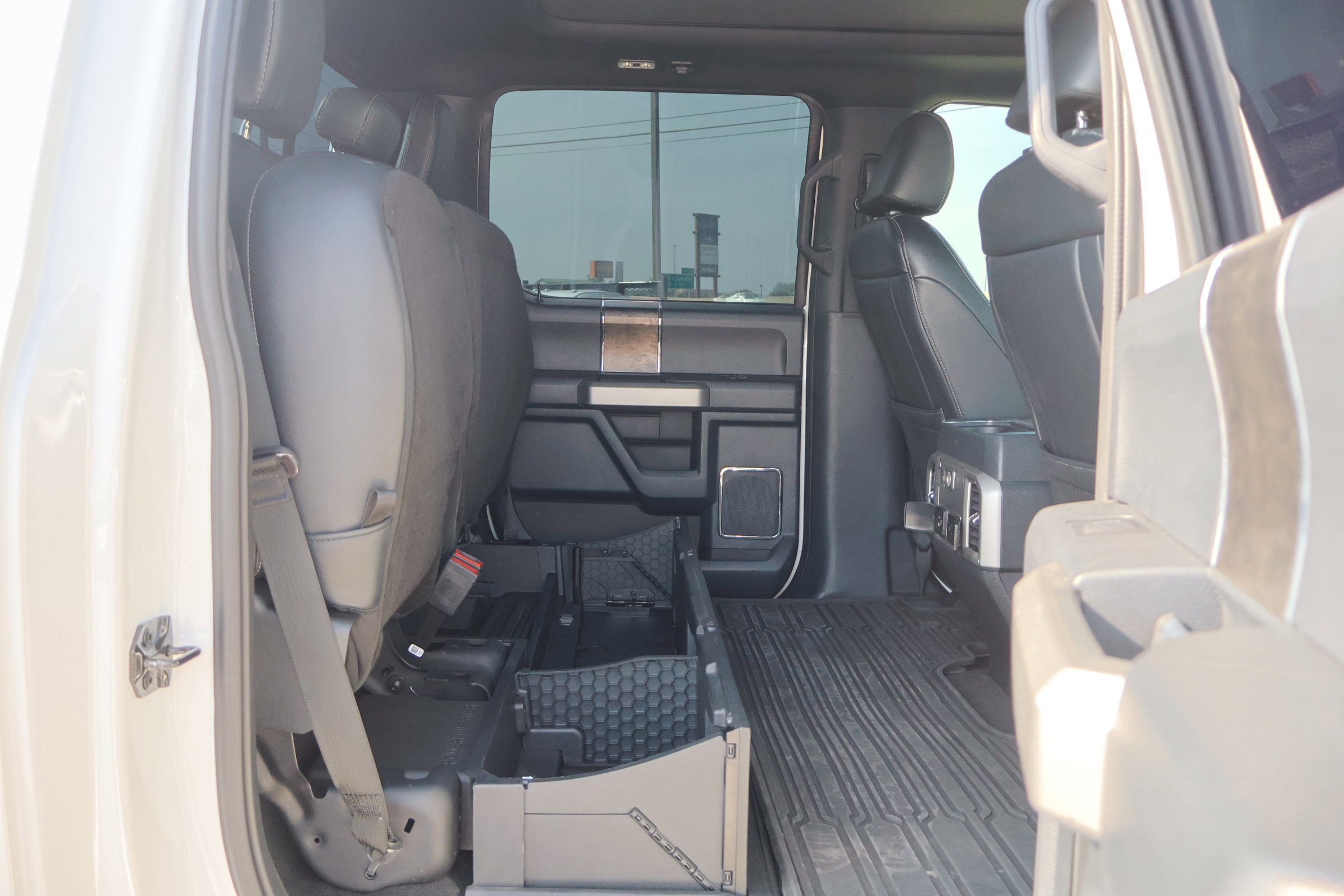 Certified 2022 Ford F250 Lariat w/ Tremor Off-Road Package image 37