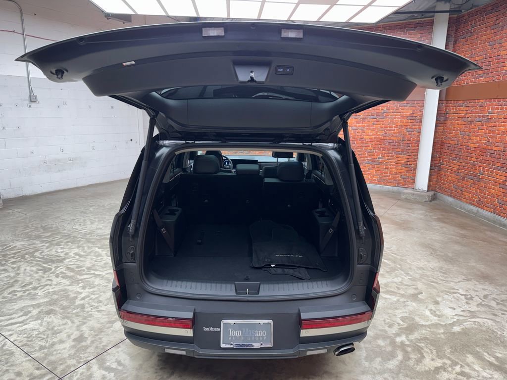 Used 2024 Hyundai Santa Fe Limited image 32