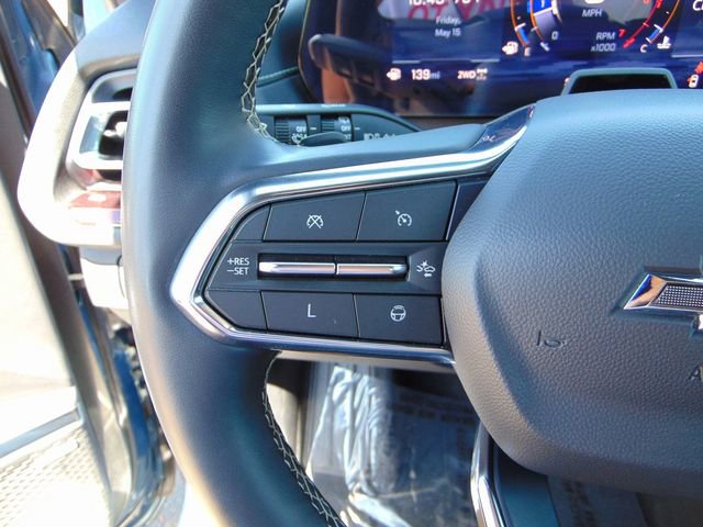 Used 2024 Chevrolet Traverse Z71 w/ Enhanced Driving Package AWD/4WD image 19