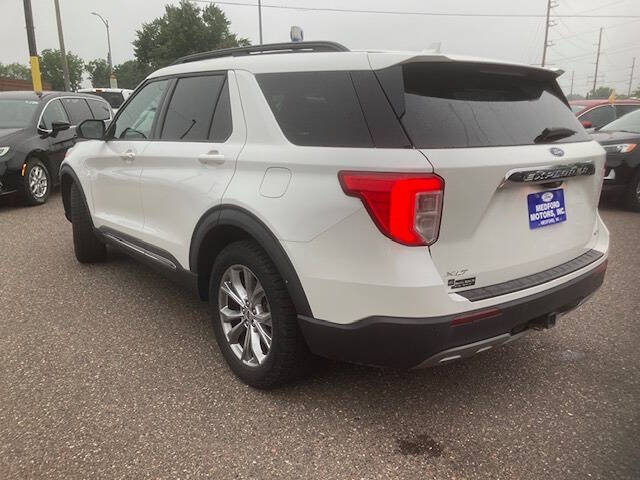 Certified 2020 Ford Explorer XLT w/ Equipment Group 202A AWD/4WD image 7