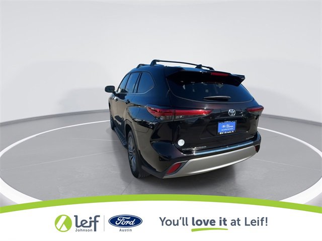 Used 2022 Toyota Highlander Platinum image 9