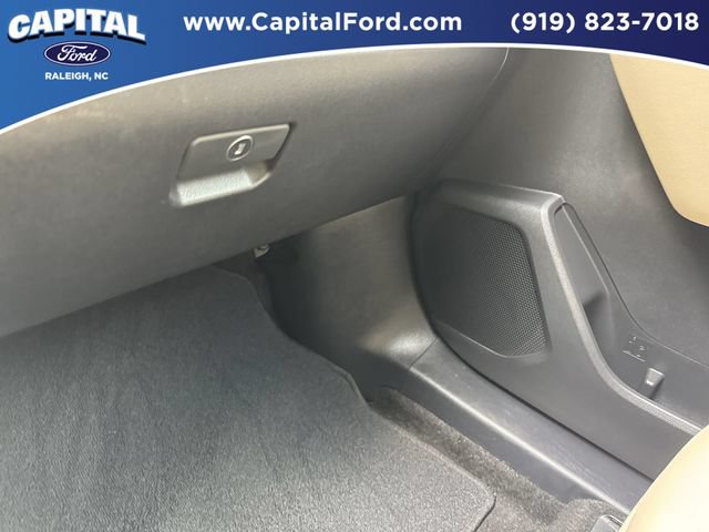 Used 2024 Toyota Highlander XLE AWD/4WD image 28
