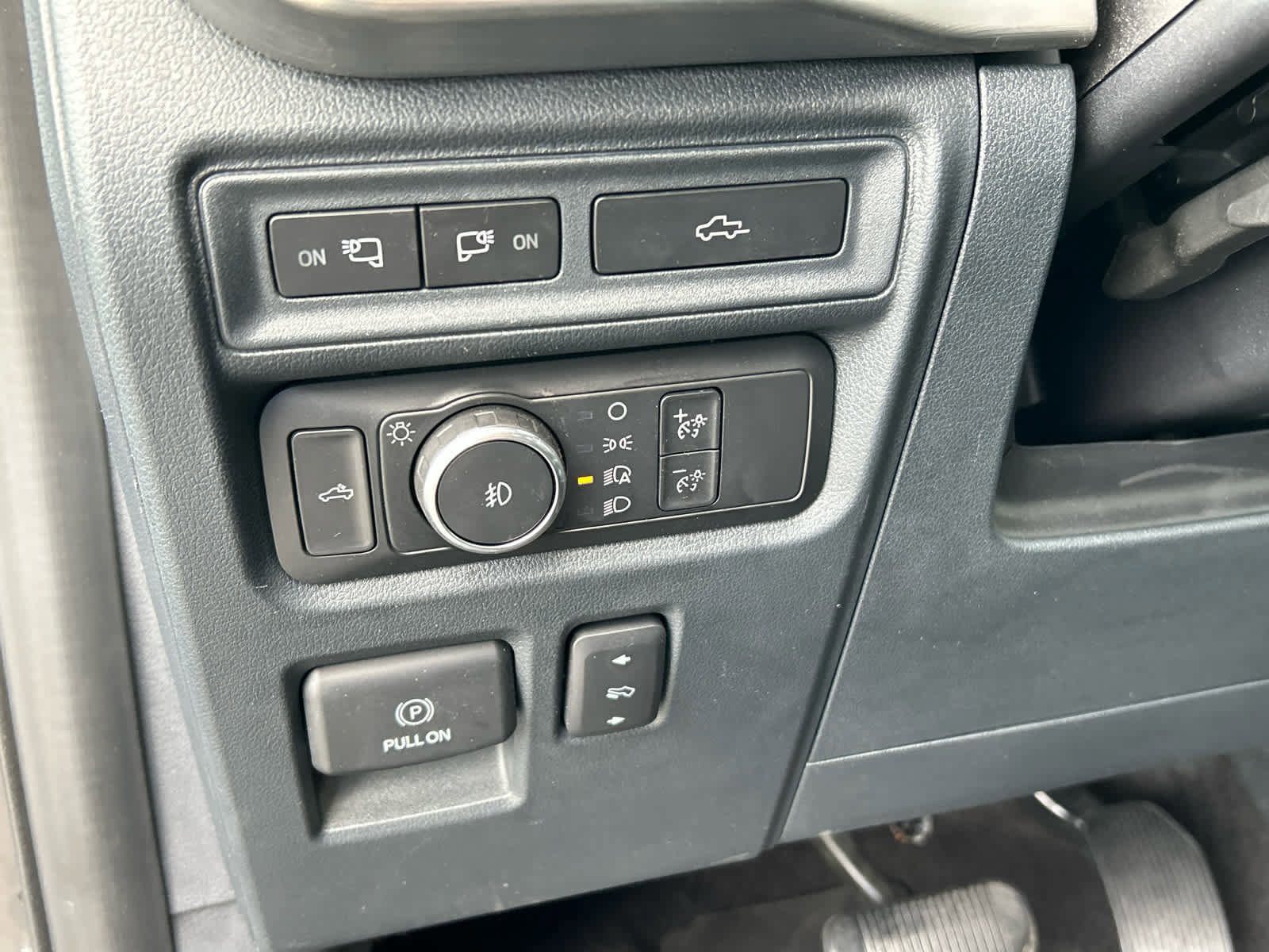 Certified 2021 Ford F150 Lariat w/ Max Trailer Tow Package image 27