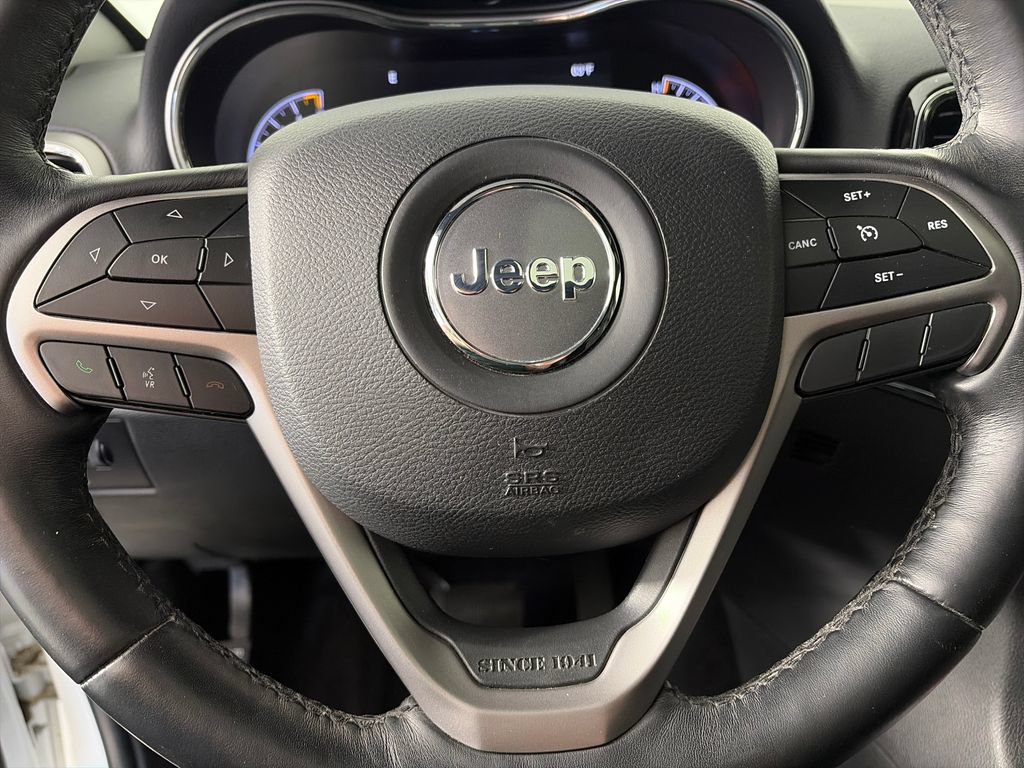 Used 2019 Jeep Grand Cherokee Limited w/ Trailer Tow Group IV AWD/4WD image 16