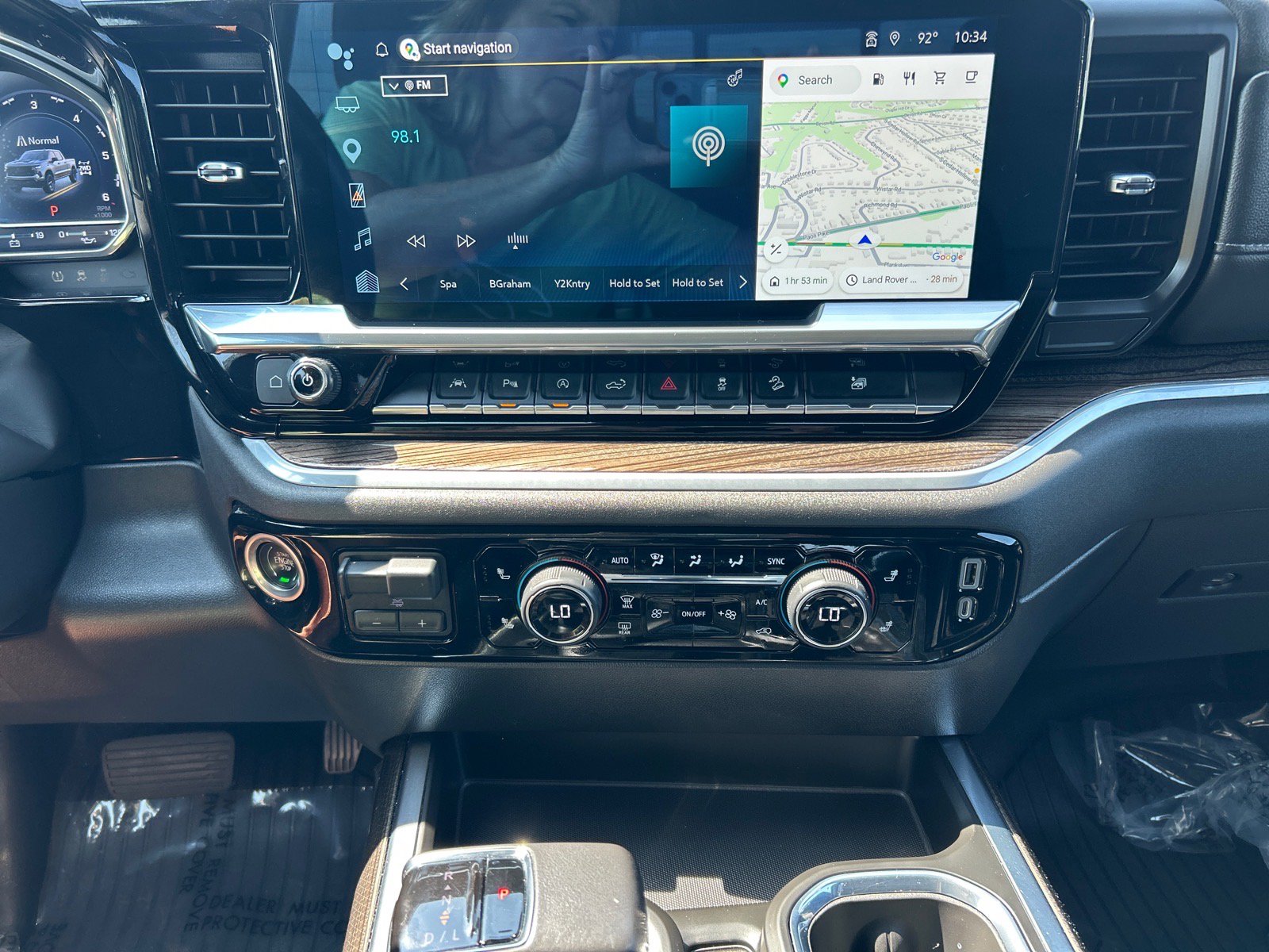 Used 2022 Chevrolet Silverado 1500 LT Trail Boss w/ LT Trail Boss Premium Package AWD/4WD image 25
