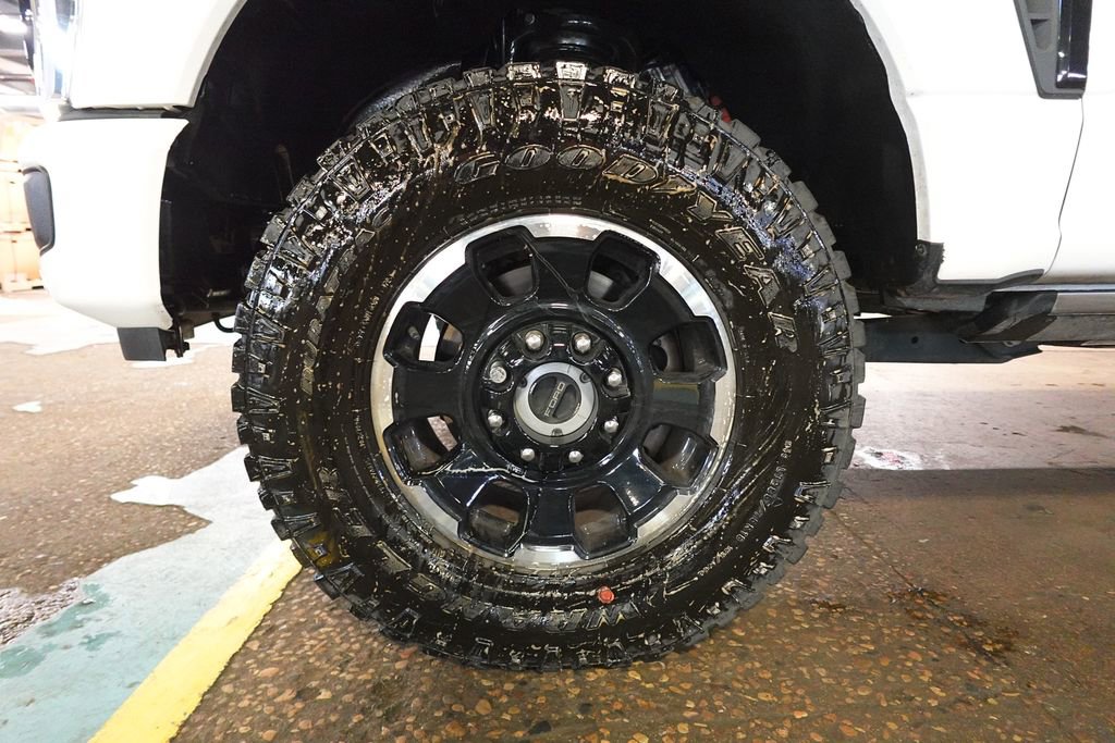 Certified 2025 Ford F350 Platinum w/ Tremor Off-Road Package AWD/4WD image 36