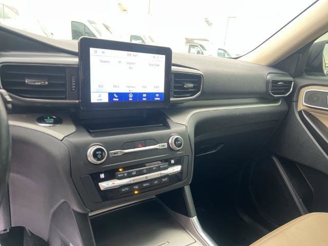 Certified 2020 Ford Explorer XLT w/ Equipment Group 202A image 9