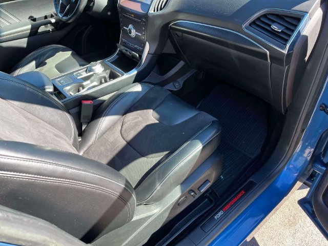 Certified 2019 Ford Edge ST w/ Cold Weather Package AWD/4WD image 24
