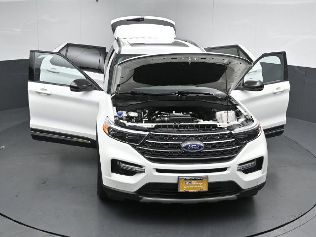 Certified 2024 Ford Explorer XLT w/ Equipment Group 202A AWD/4WD image 54