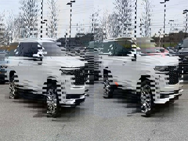 Used 2021 Cadillac Escalade ESV Premium Luxury image 7