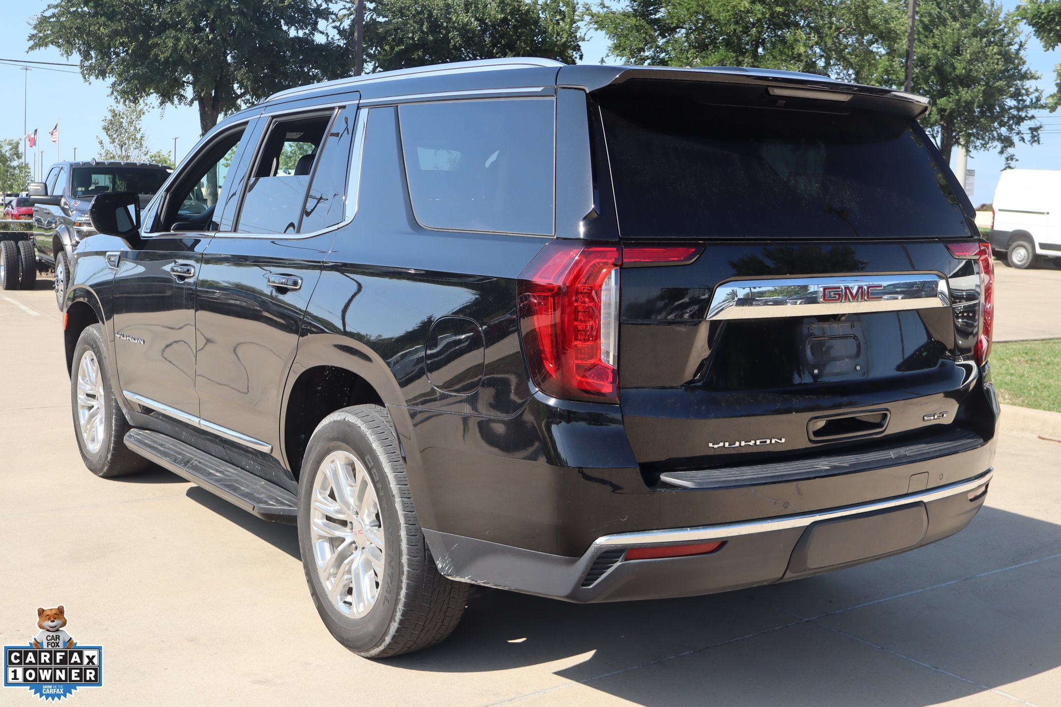 Used 2024 GMC Yukon SLT RWD image 7
