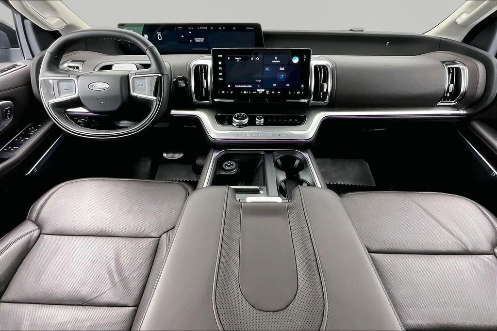 Certified 2025 Ford Expedition Platinum w/ Platinum Ultimate Package AWD/4WD image 16