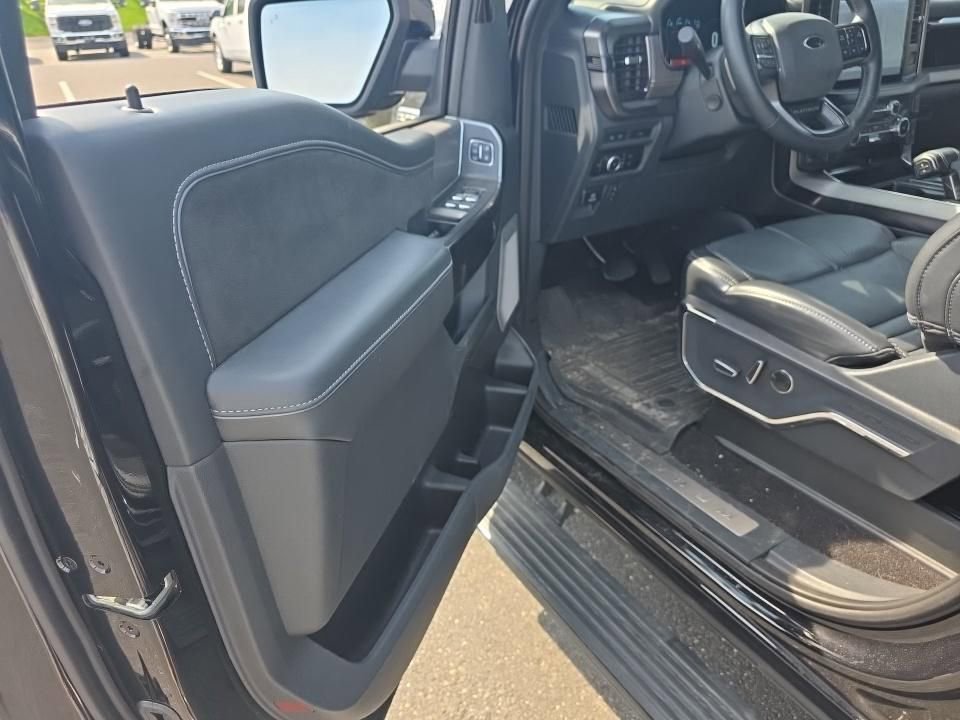 Certified 2023 Ford F150 Platinum w/ Equipment Group 701A High AWD/4WD image 5