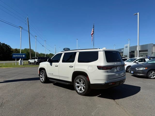 Used 2022 Jeep Wagoneer Series II AWD/4WD image 5