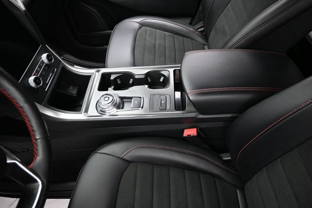Certified 2024 Ford Edge ST-Line AWD/4WD image 27