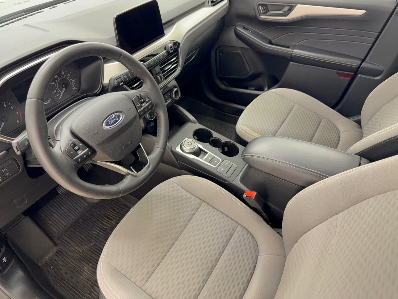 Certified 2022 Ford Escape SE w/ Convenience Package FWD image 4